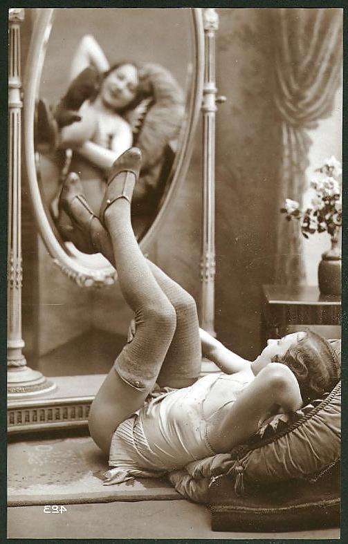 25P Old French postcards 12