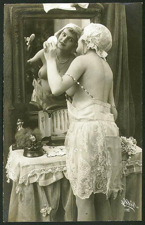 25P Old French postcards 12