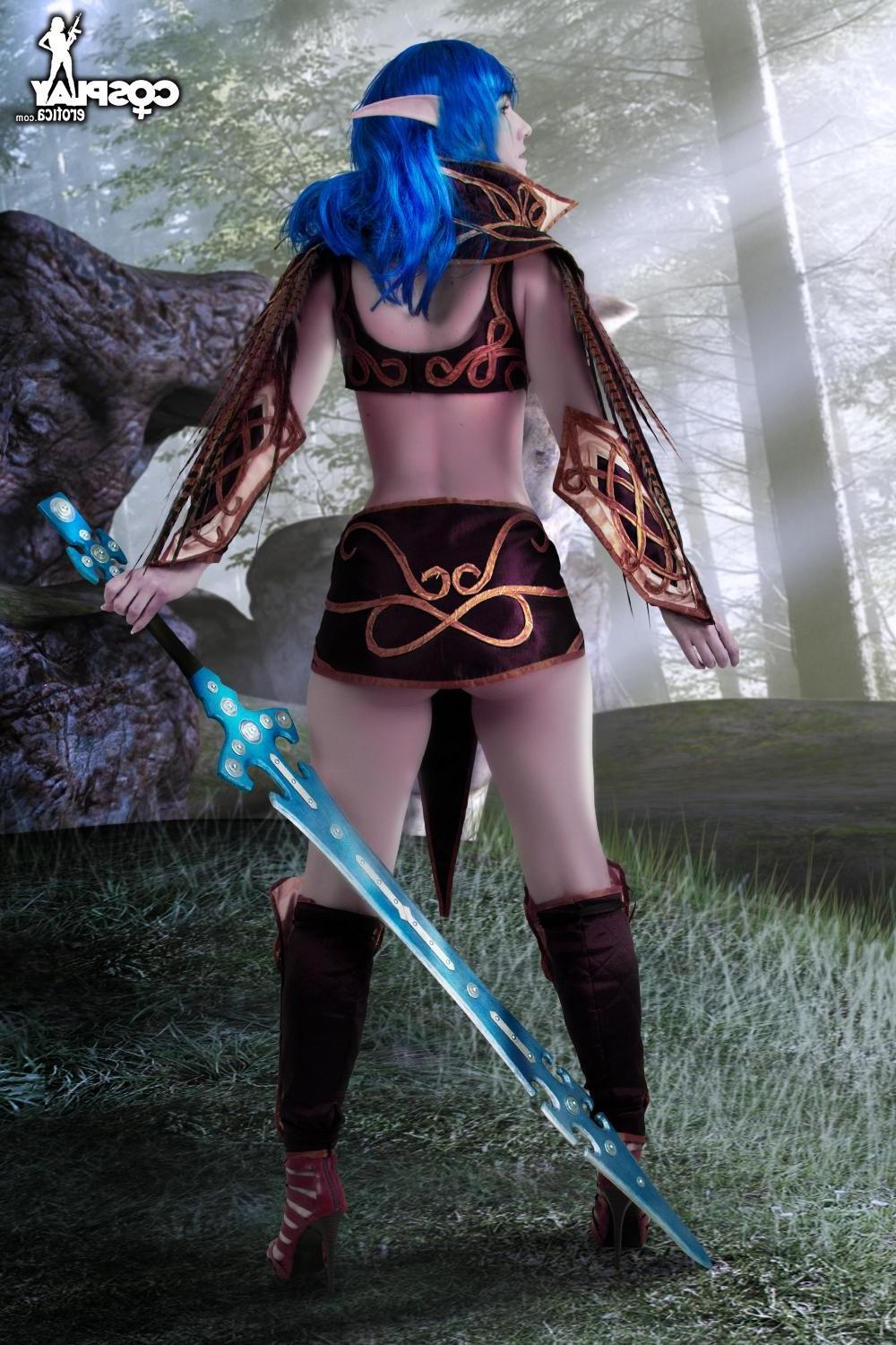 12P Cassie as she is cosplaying a nasty World Of Warcraft Night Elf paladin