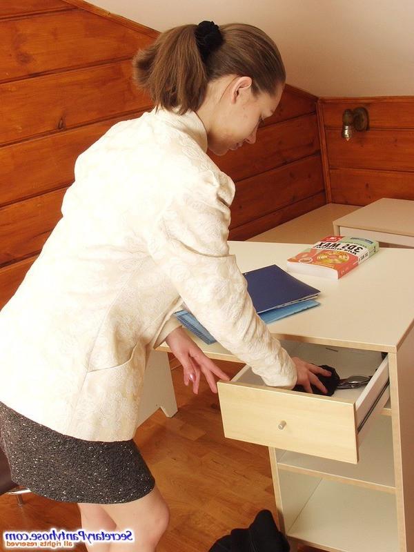 13P Barbara and Mike kinky office pantyhose sex