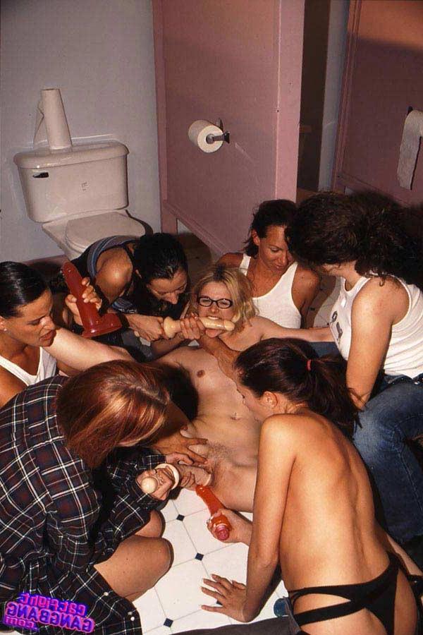 17P Pervert lesbians domination gangbang sex with dildo action