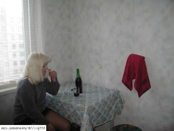 16P Drunk mature granny fucks