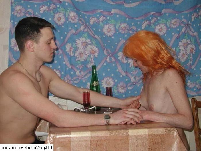 16P Drunk mature redhead with her guy