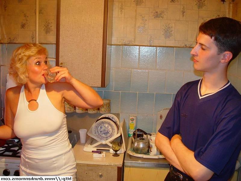 16P Drunk blonde granny fucks