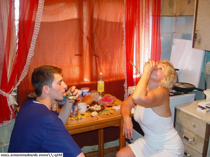 16P Drunk blonde granny fucks