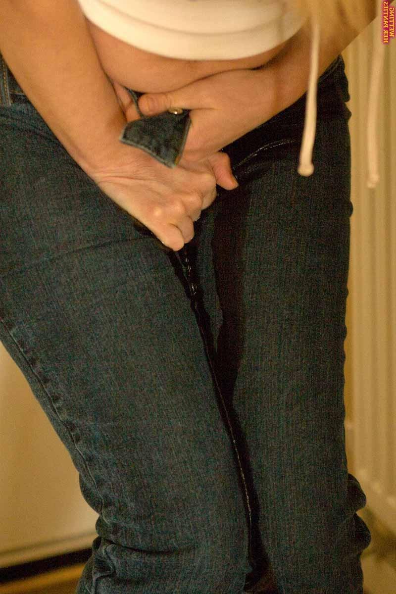 16P Hot blonde sexy babe peeing in her cotton panties