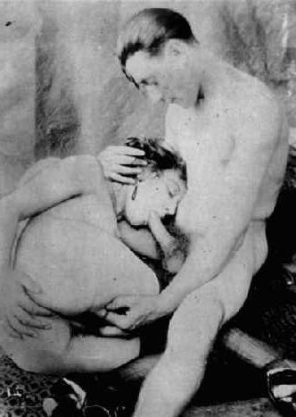 16P amateur ladies from 1930s slurping cock in oral sex pics