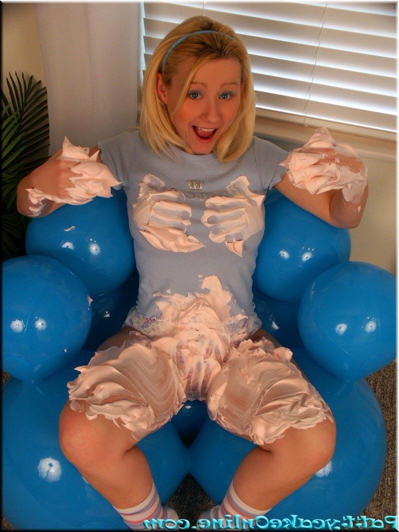 16P Busty teen girl covering boobies in goop