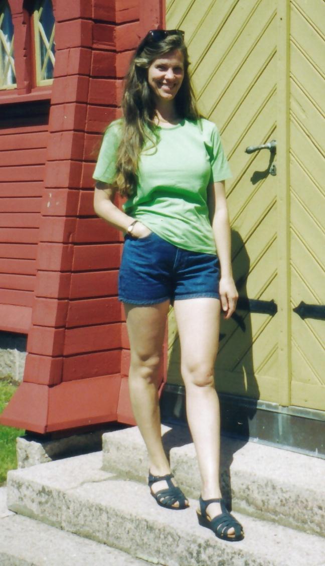 22P Wife with Natural Beauty and Breasts