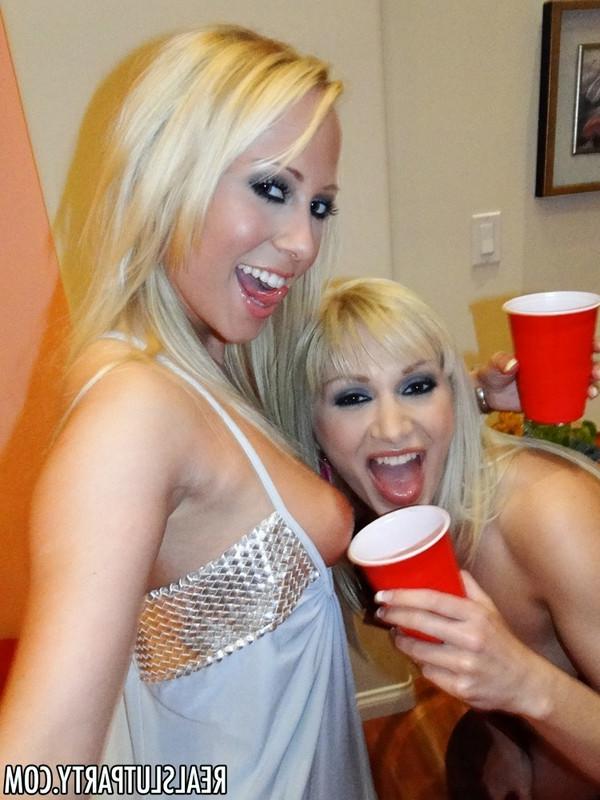 16P Two drunk blonde euro babes share dick at a party