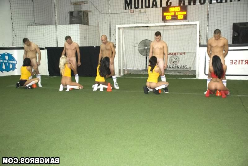 16P This has to be one of the best soccer games Ive ever seen. Theres more action on