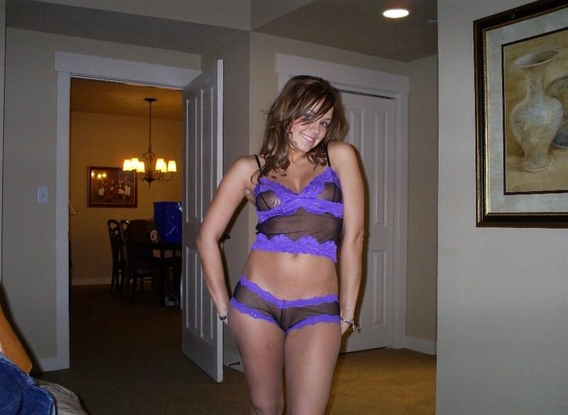15P Gorgeous nude drunk girls posing on camera