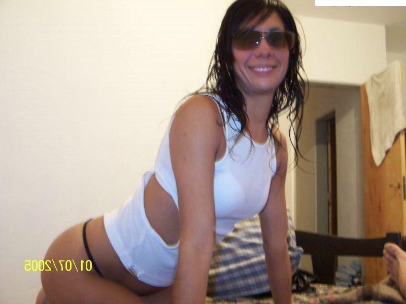 15P Gorgeous cute amateur busty teen posing on camera