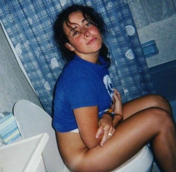 15P Hot and sexy fotos of different beautiful amateur teens