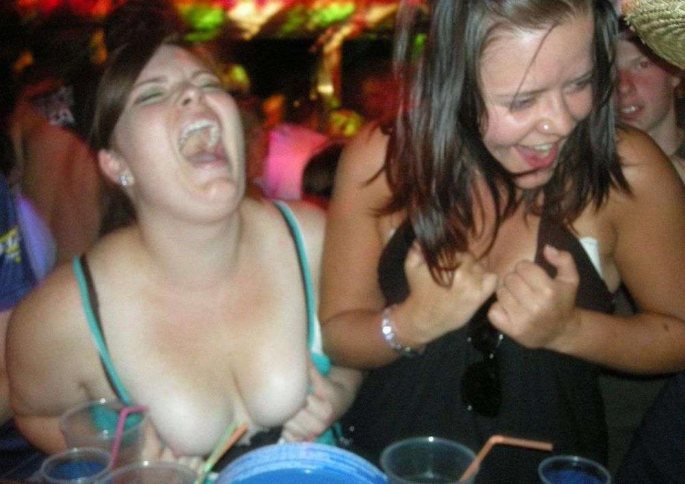 15P Hot and sexy fotos of different beautiful amateur teens