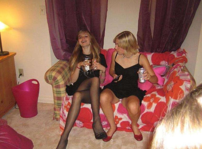15P Hot and sexy fotos of different beautiful amateur teens