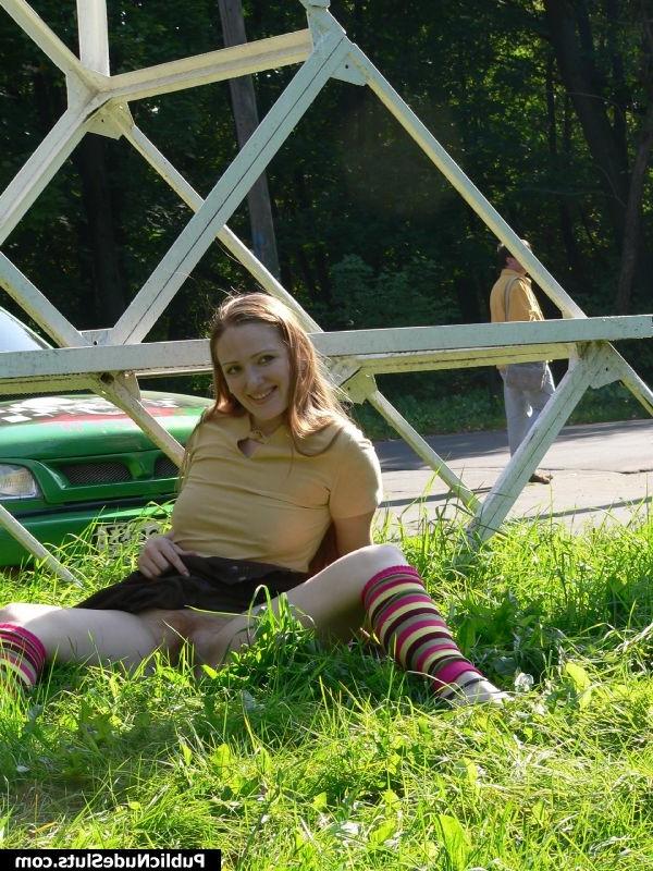 15P Playful cutie gets dirty enough to show her nude titties in the park