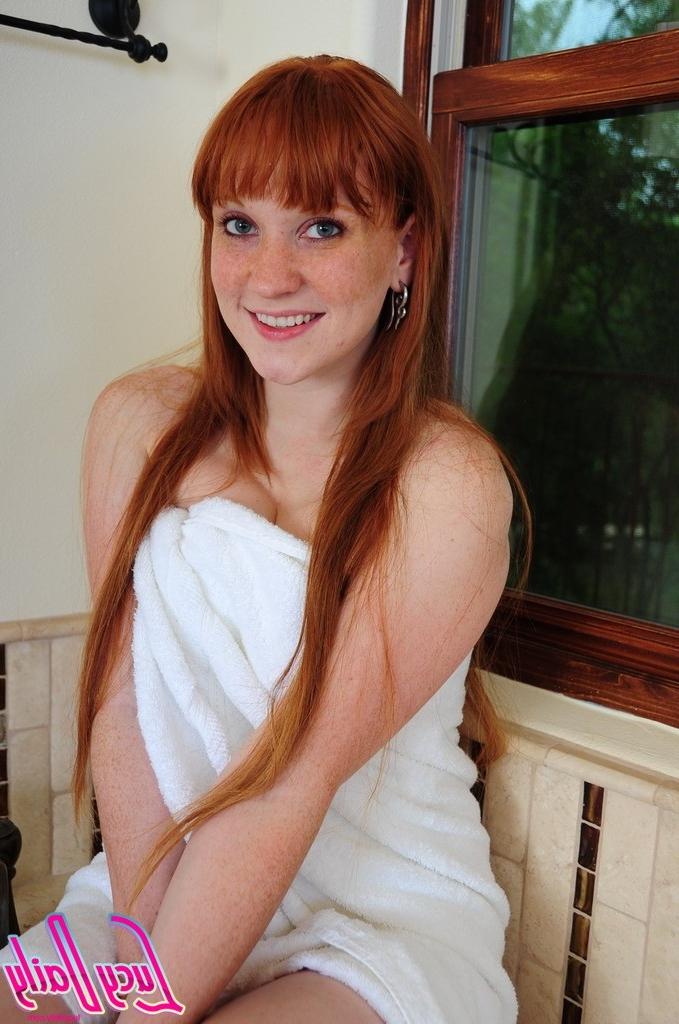 16P Natural pale freckled redhead