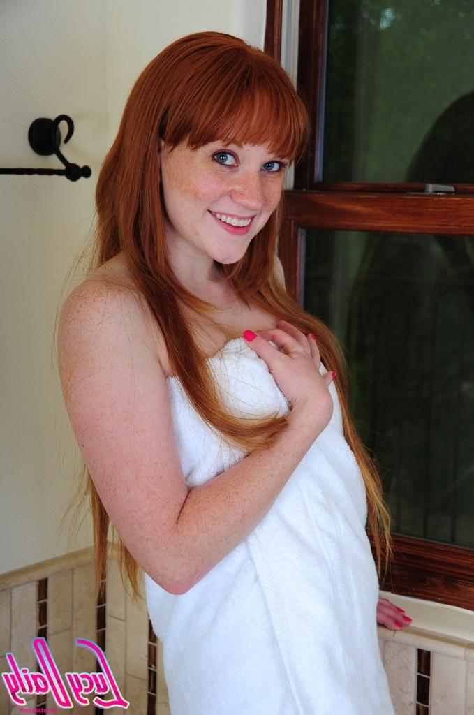 16P Natural pale freckled redhead