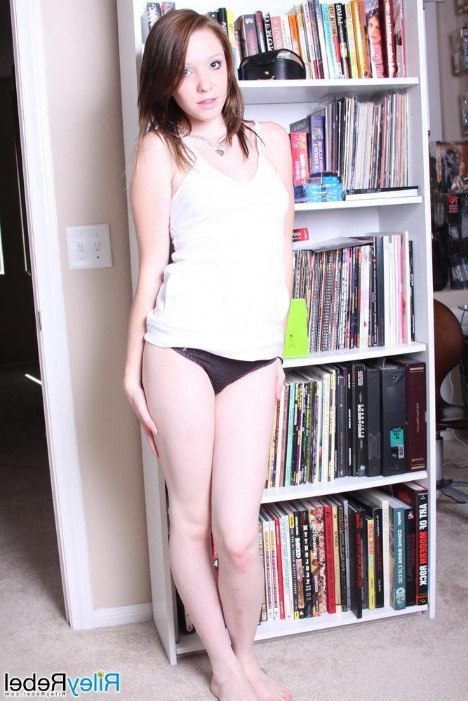 16P Skinny freckled pale teen girl nude