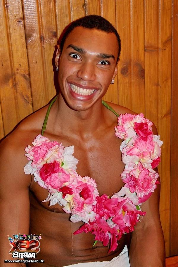 8P Students Hawaii sex party