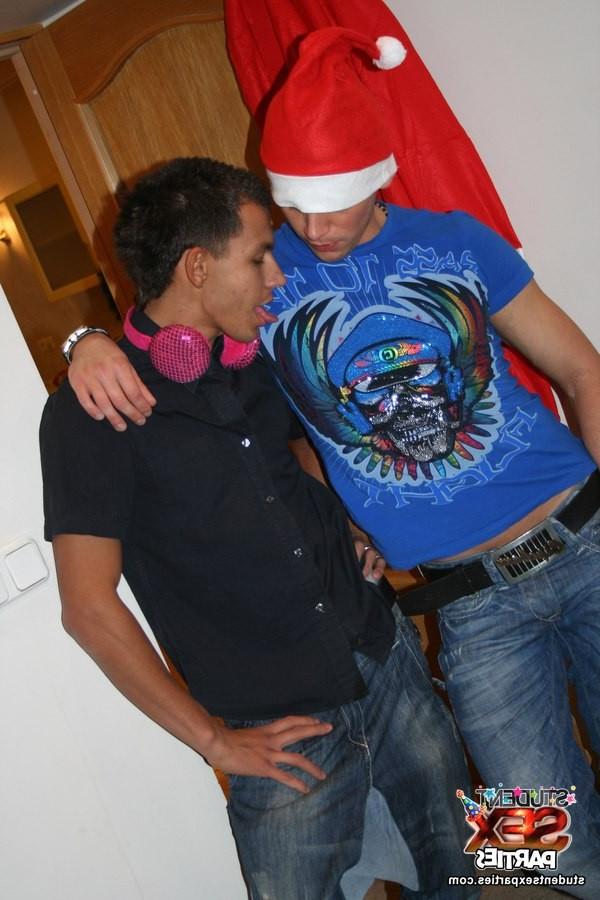 8P Fuckfest during X-mas celebration