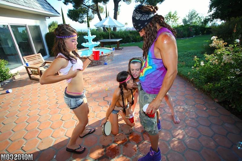 16P Four sexy hippie babes get drunk and has orgy sex at a party