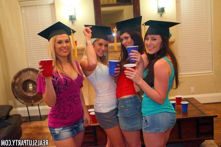 17P Drunk college chicks hardcore group sex and facial cumshot