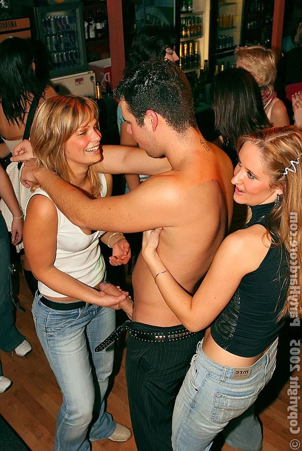 16P :: PARTY HARDCORE :: Horny girls enjoy hard cocks on private sex party