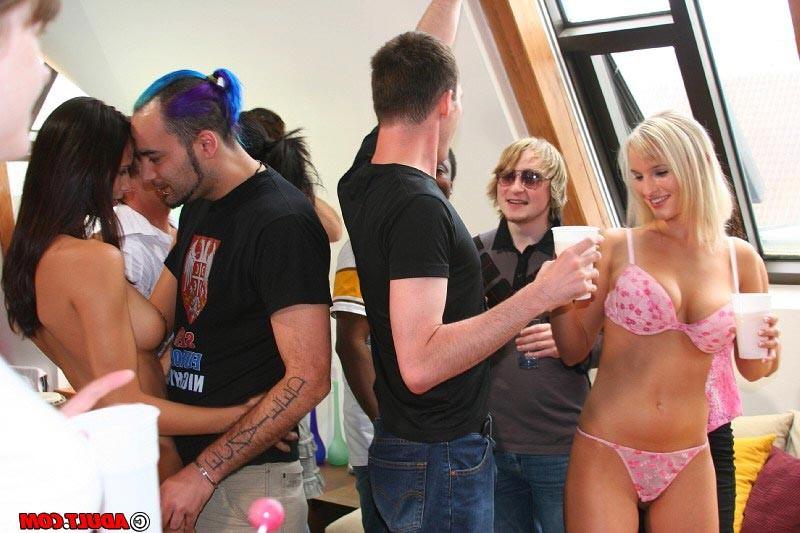 16P Hot slut chicks fucking at hardcore orgy sex party