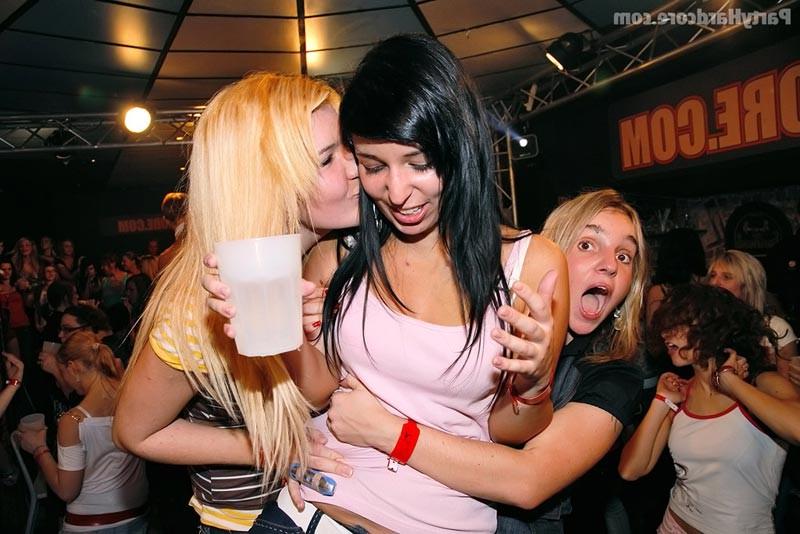 16P Horny drunk amateur girls at hardcore orgy sex party