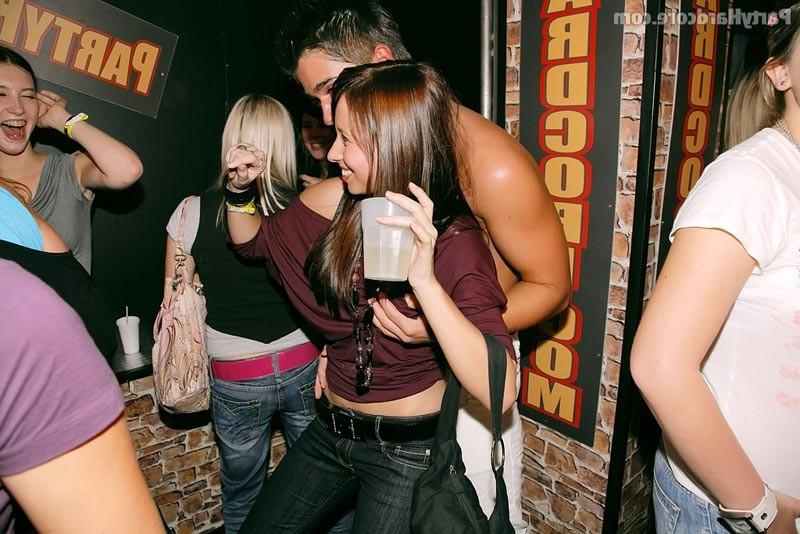 16P Drunk horny sluts sucking and fucking at sex party