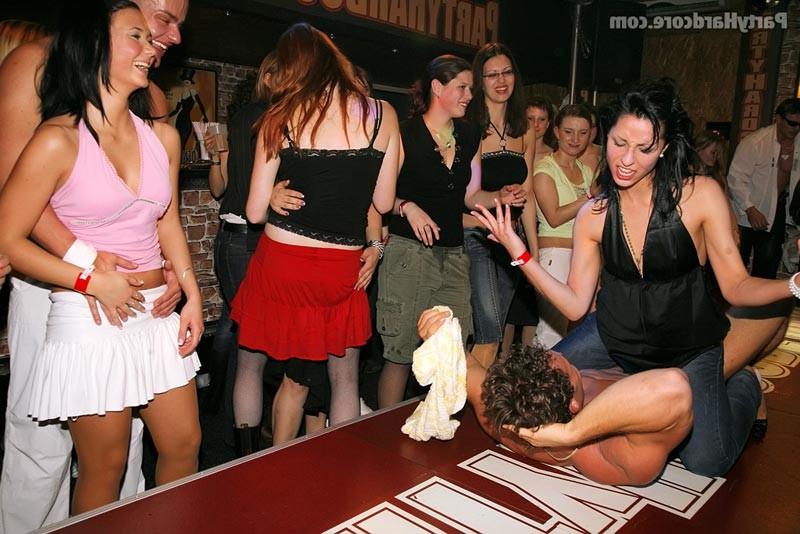 16P Wild drunk horny sluts fucking in hardcore sex party