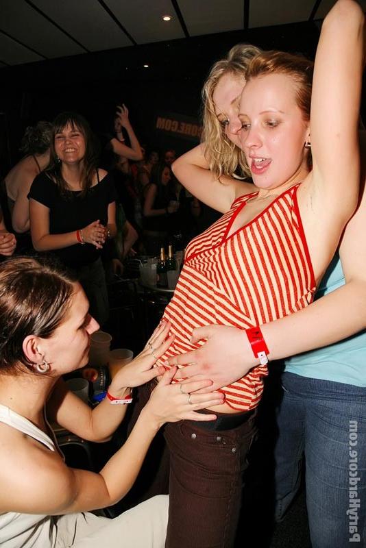 16P Hot juicy horny drunk chiks fucking in hardcore sex party