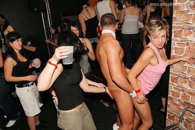 16P Hot juicy horny drunk chiks fucking in hardcore sex party