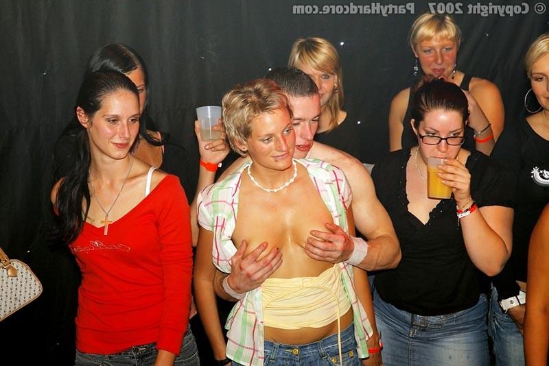 16P Horny drunk sluts sucking and fucking in sex party