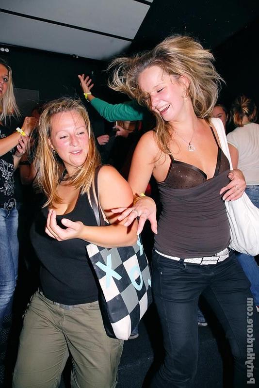 16P Horny drunk sluts sucking and fucking in sex party