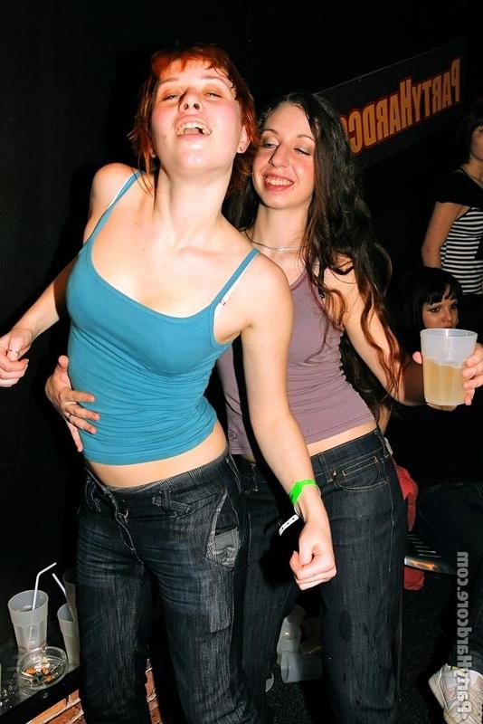 16P Horny drunk sluts sucking and fucking in hardcore party