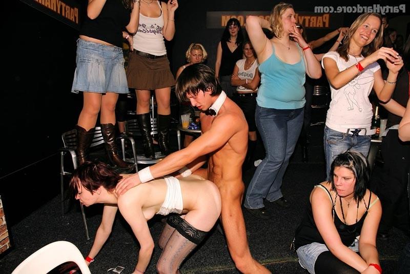 16P Slut drunk bitches sucking and fucking in sex party