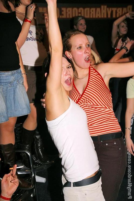 16P Slut drunk bitches sucking and fucking in sex party