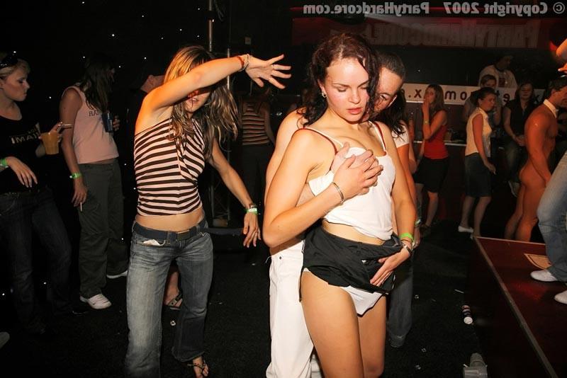 16P Horny nasty drunk sluttys fucking at hardcore sex party