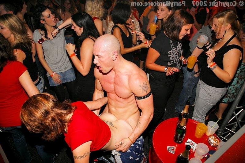 15P Hot babes at the world-famous Prague Drunk Sex Orgy Party