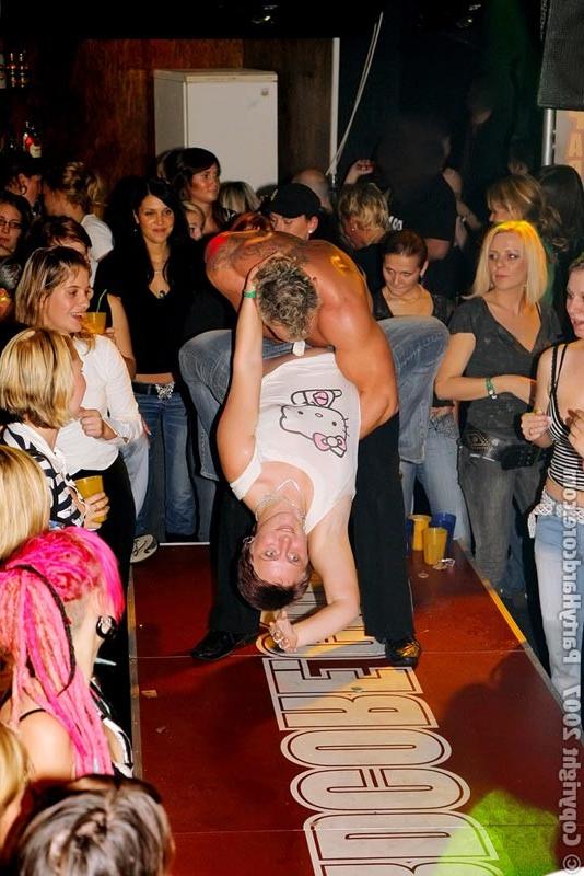 15P Suck-and-fuck-o-rama group of amateur chicks fucking hard