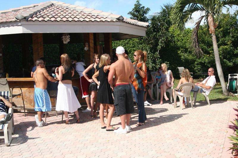 14P Hot bitches fucking hard &amp;amp; sucking dicks at orgy pussy fest