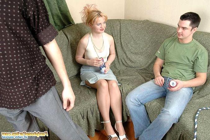 20P Drunk russian babe in pantyhose gets fucked by two guy in hotel