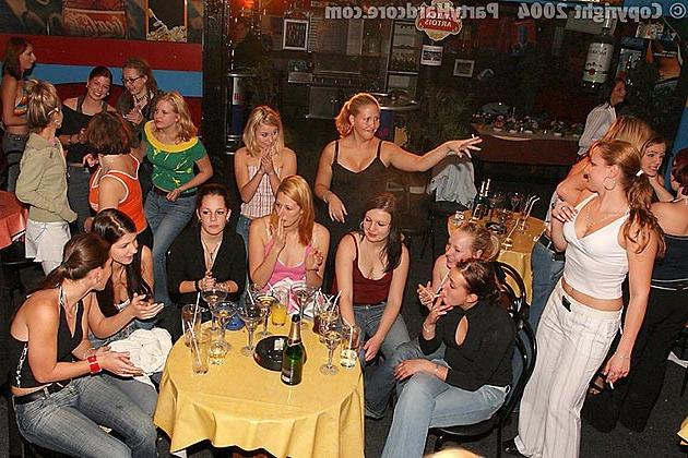 16P Public hardcore orgy on booze