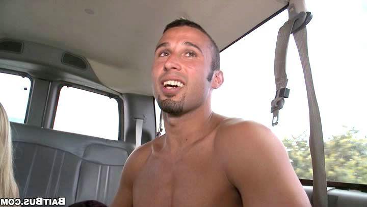 16P Buff straight guy ends up fucking gay man for cumshot