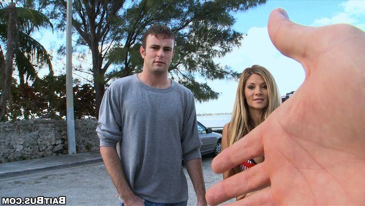 15P Straight guy turned onto gay sex in the reality van