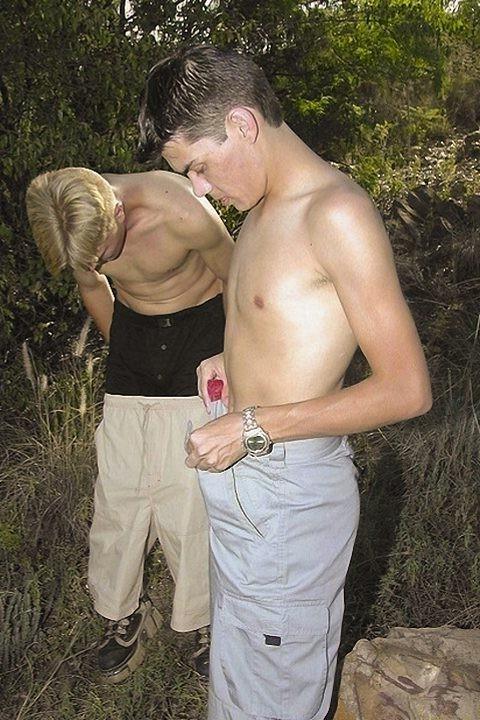 20P Sweet fellows sucking and facial shooting outdoors