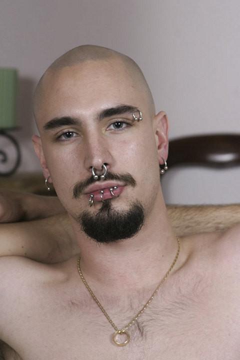 20P Bearded twink with his face pierced sucking and gettong drilled